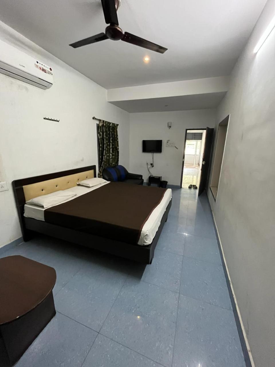 The Alp Hotel 마두라이 외부 사진